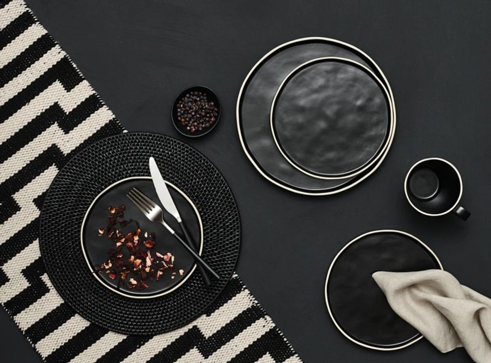 Jace 5-Piece Black Handle Flatware Place Setting
