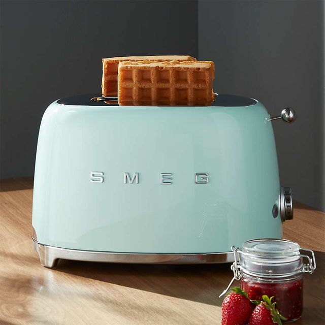  SMEG 2 Slice Retro Toaster (Matte Champagne): Home