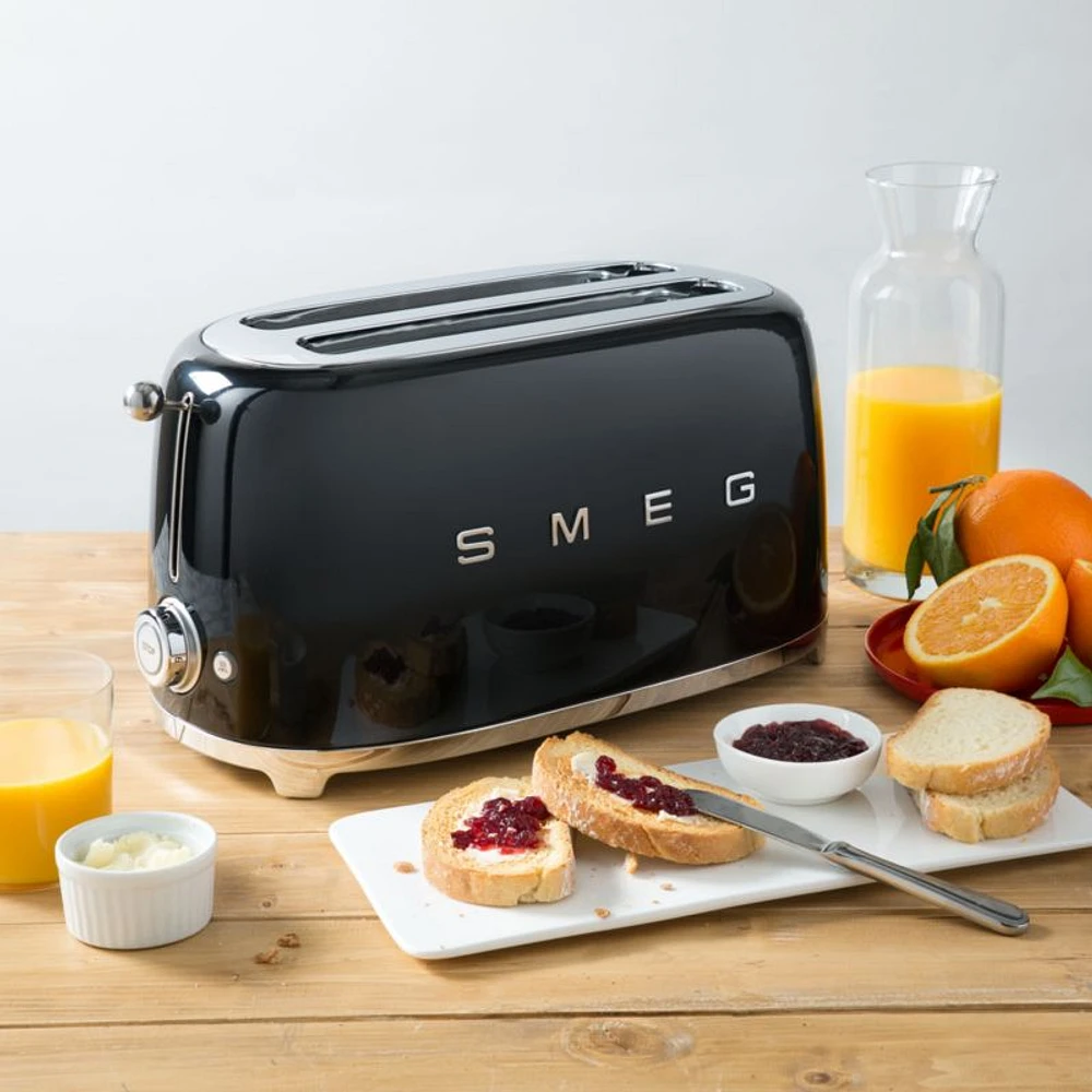 SMEG Black 2-Slice Toaster