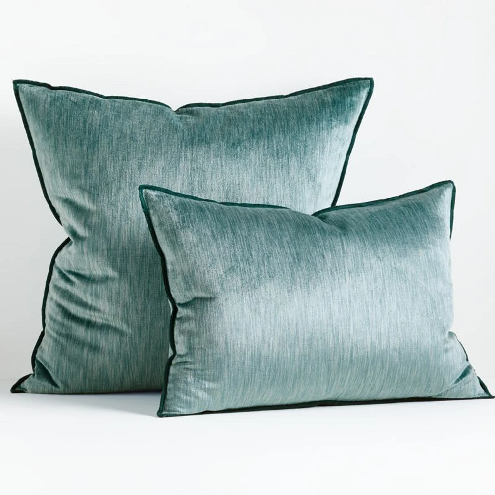 Styria Amber 22"x15" Throw Pillow with Down-Alternative Insert