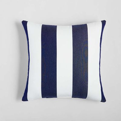 Sunbrella ® Cabana Navy Stripe 20"x20" Outdoor Pillow