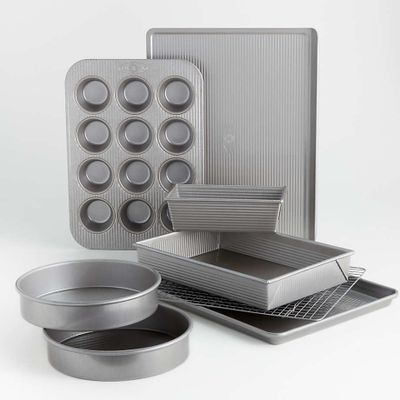 USA Pan 8-Piece Non-Stick Bakeware Set