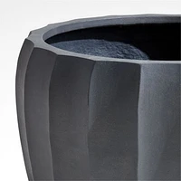 Warren 15.7" x 14.2" Small Black Ficonstone Outdoor Planter