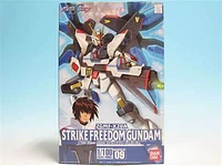 Bandai 341525 HG Gundam Seed Destiny Strike Freedom Gundam 1/100 Scale Kit