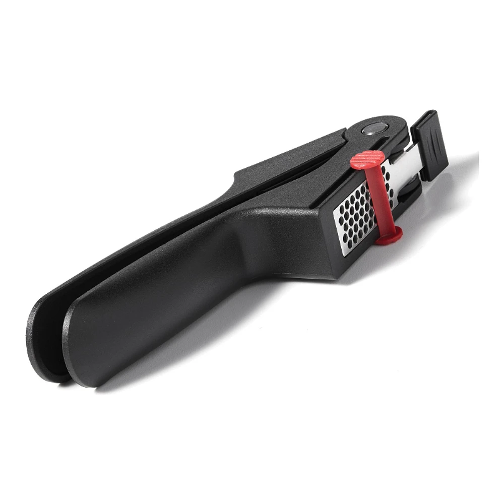 Starfrit Garlic Press - Integrated Scraper - Black