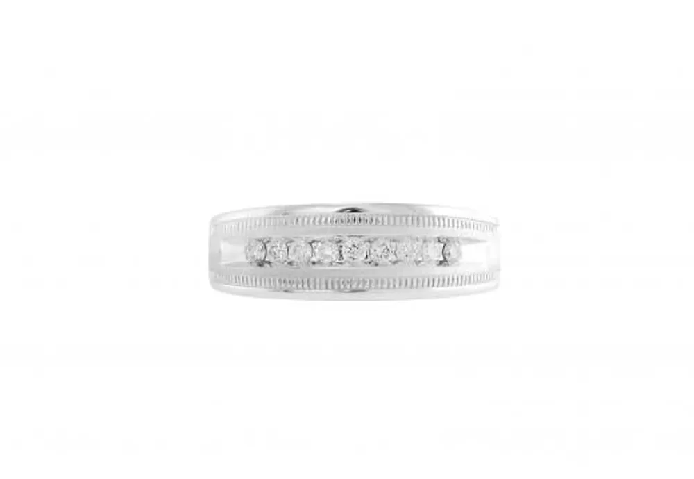 10K White Gold 0.25CTW Diamond Wedding Band