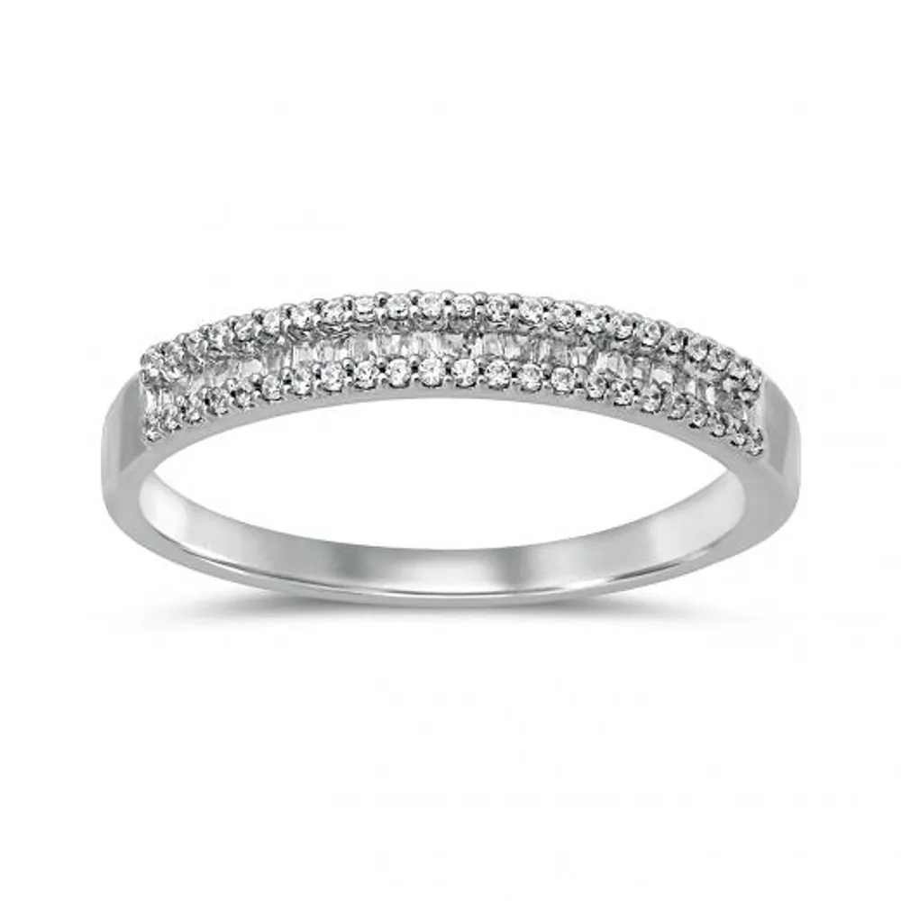 10K White Gold 0.25CTW Diamond Ring