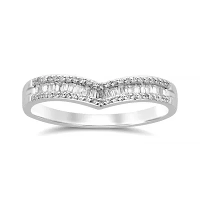 10K White Gold 0.25CTW Diamond Chevron Band