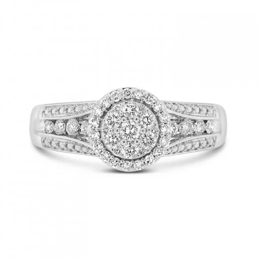 10K White Gold 0.50CTW Round Diamond Fashion Ring