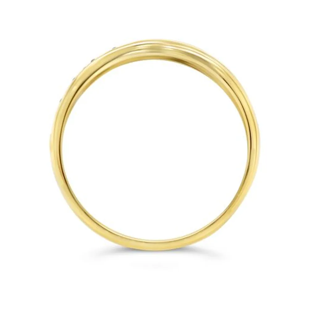 10K Yellow Gold 0.10CTW Diamond Band