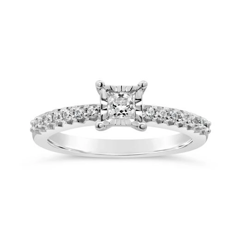 10K White Gold 0.50CTW Princess Cut Diamond Solitaire Ring with Accents