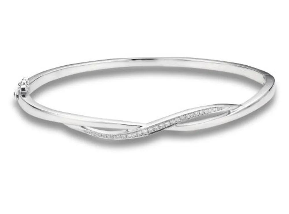 Sterling Silver 0.14CTW Diamond Bangle