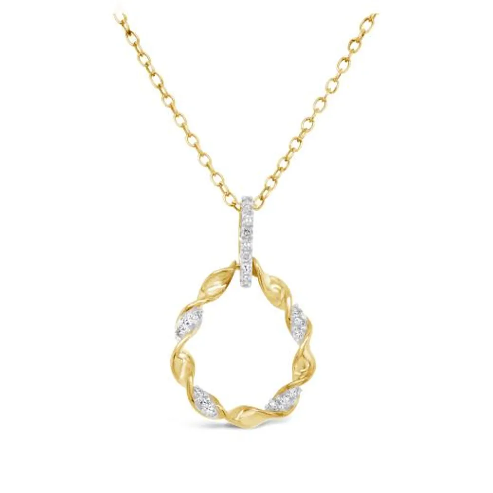 10K Yellow Gold Diamond Oval Shaped Pendant