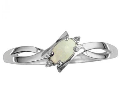 10K White Gold Opal Diamond Ring