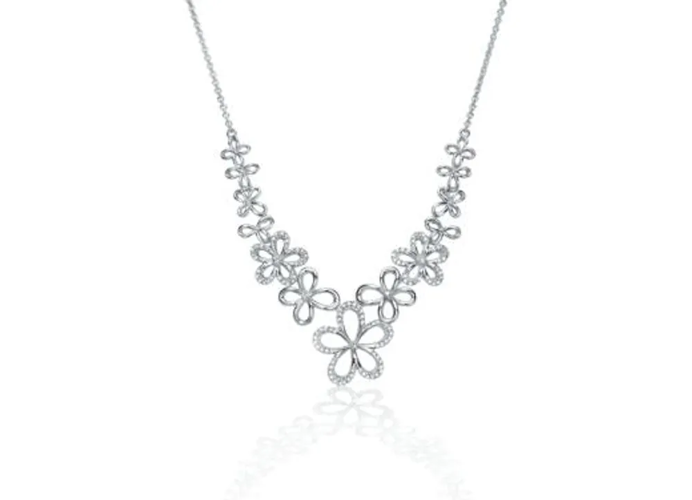 Daisy Diamond Pendant