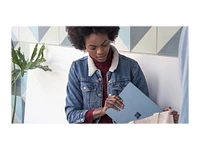 Microsoft Surface Laptop Go 2 - Refurbished - 12.4 Inch - 8 GB RAM - 128 GB SSD - Intel Core i5 - Intel Iris Xe - KMM-00005