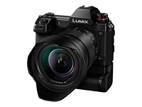 Panasonic LUMIX S1 with 24-105mm Lens - DCS1MK