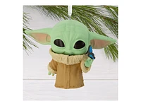 Hallmark Ornaments Funko POP! Star Wars: The Mandalorian Christmas Tree Ornament - Grogu with Butterfly