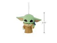 Hallmark Ornaments Funko POP! Star Wars: The Mandalorian Christmas Tree Ornament - Grogu with Butterfly