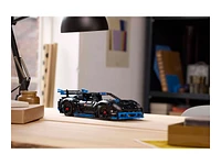 LEGO Technic - Porsche GT4 e-Performance Race Car