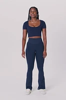 Sleek Seamless Scoop Neck Short-Sleeve Top