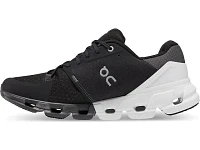 Men's | On Cloudflyer 4