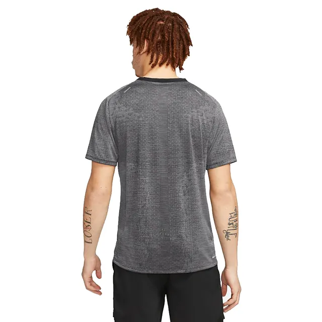 NWT Nike DN4314-077 Men's Dri-Fit Yoga Training Top Tee Shirt Slim Fit Grey  XL