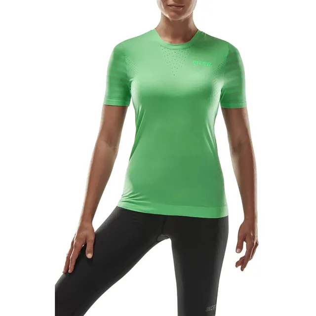 Lululemon athletica Lightweight Trail Running T-Shirt, Women's Short  Sleeve Shirts & Tee's
