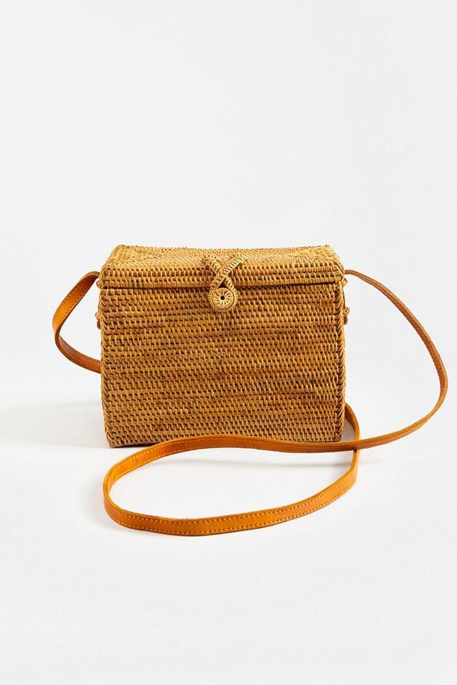 Zara, Bags, Zara Rattan Box Shaped Wicker Bag With Chain Strap