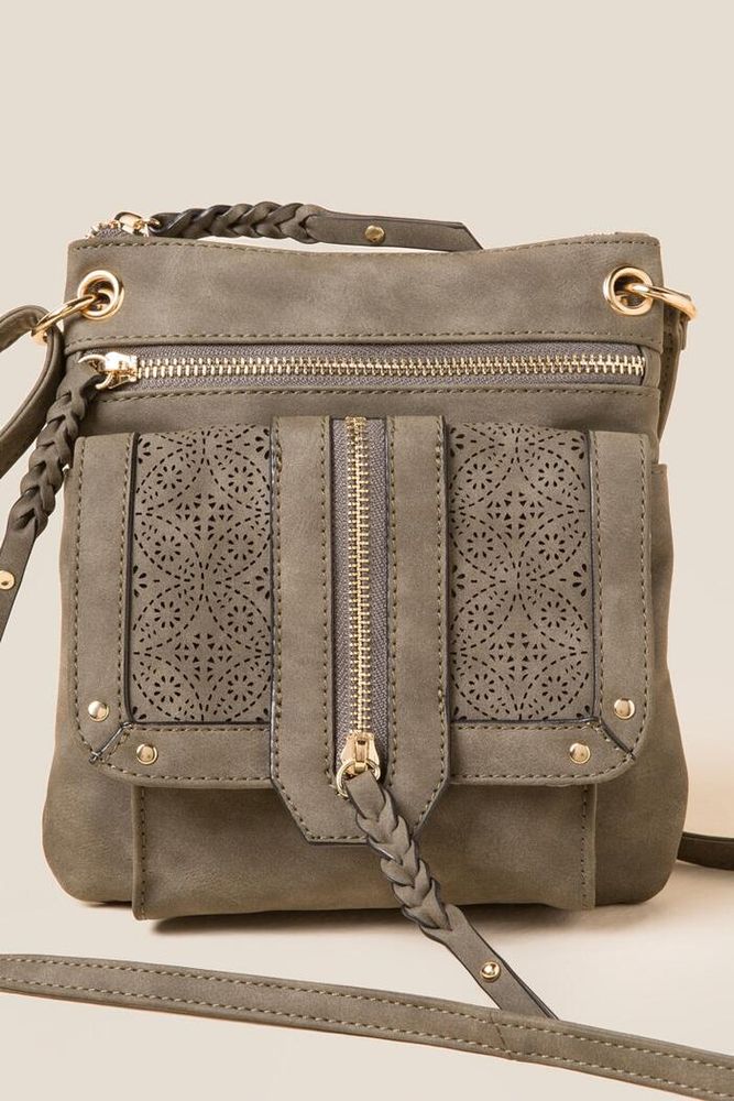 Francesca's Ada Medallion Crossbody