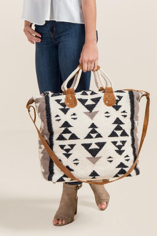 Francesca's Deanne Long Strap Weekender