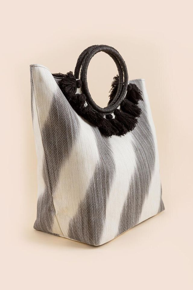 Francesca's Jessie Double Zip Tote