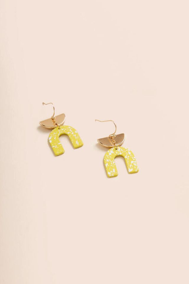 Francesca's Sammi Upside Down U-Drop Earrings