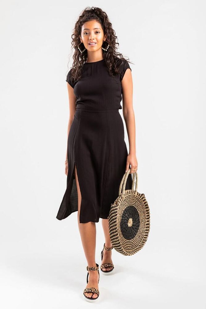 Francesca's Camryn Cap Sleeve Midi Dress | Connecticut Post Mall