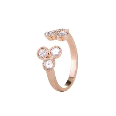 The Grace Ring with White Diamonds in Rose Gold