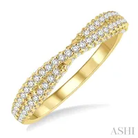 1/2 ctw Criss Cross Round Cut Diamond Wedding Band in 14K Yellow Gold