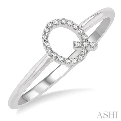 1/20 Ctw Initial 'Q' Round Cut Diamond Fashion Ring in 10K White Gold