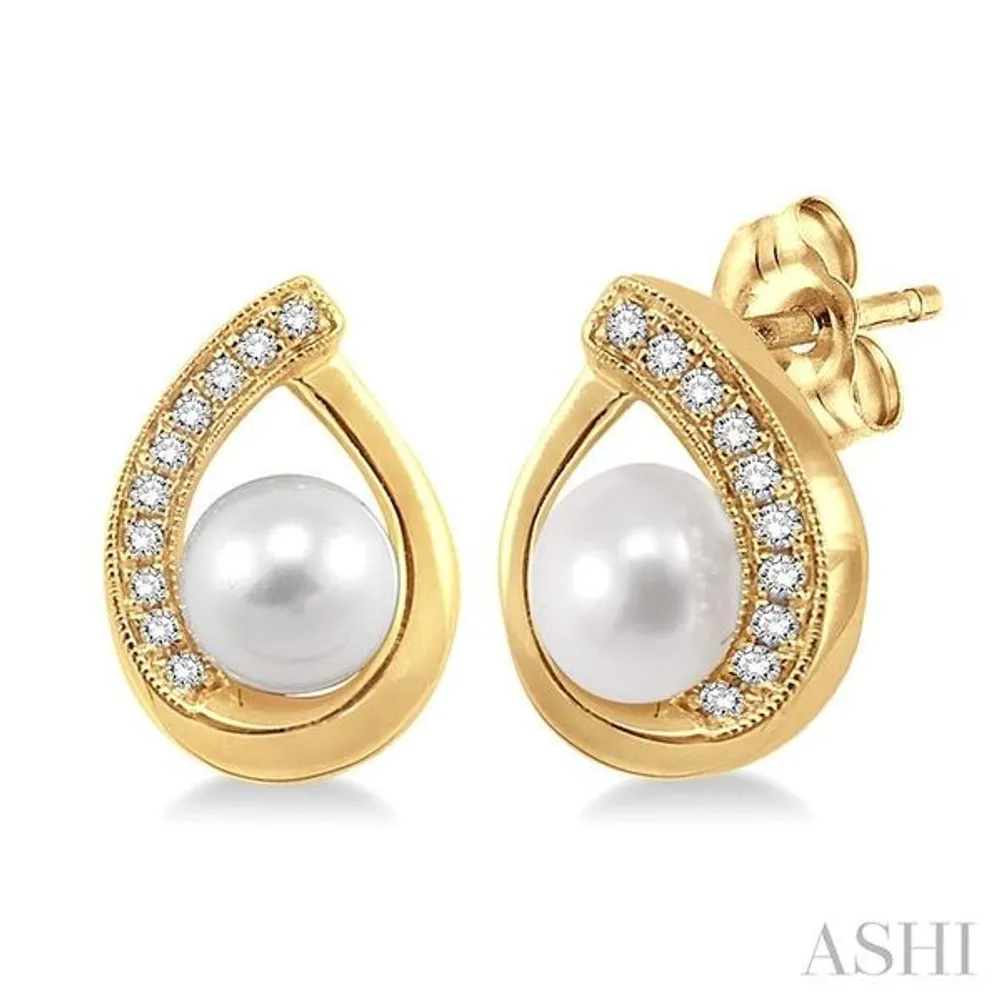 Ashi Stud Earrings  Bridge Street Town Centre