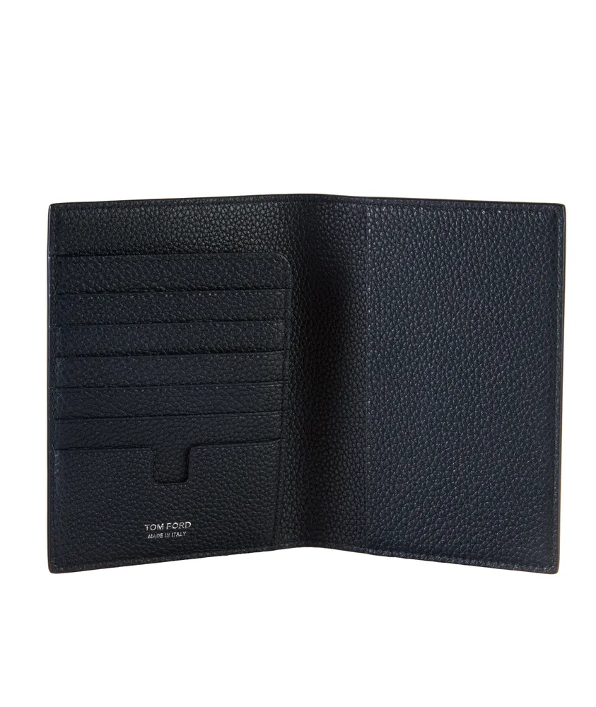 Tom Ford + Grain Leather Passport Holder | Yorkdale Mall