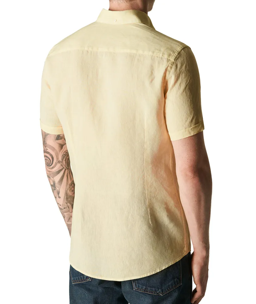 Slim-Fit Solid Linen Short Sleeve Shirt