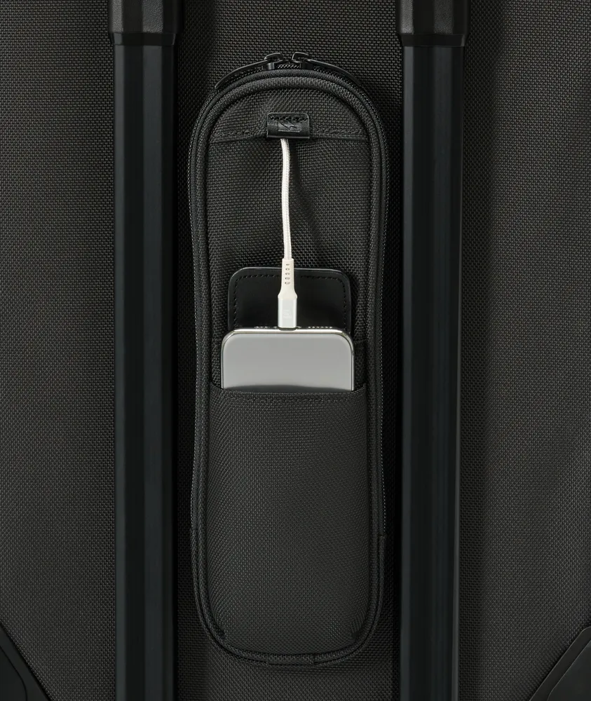 Global Carry-on Expandable Spinner Case
