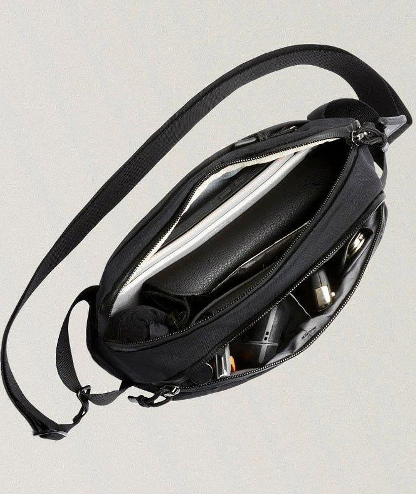 Venture Ready 2.5L Sling Bag