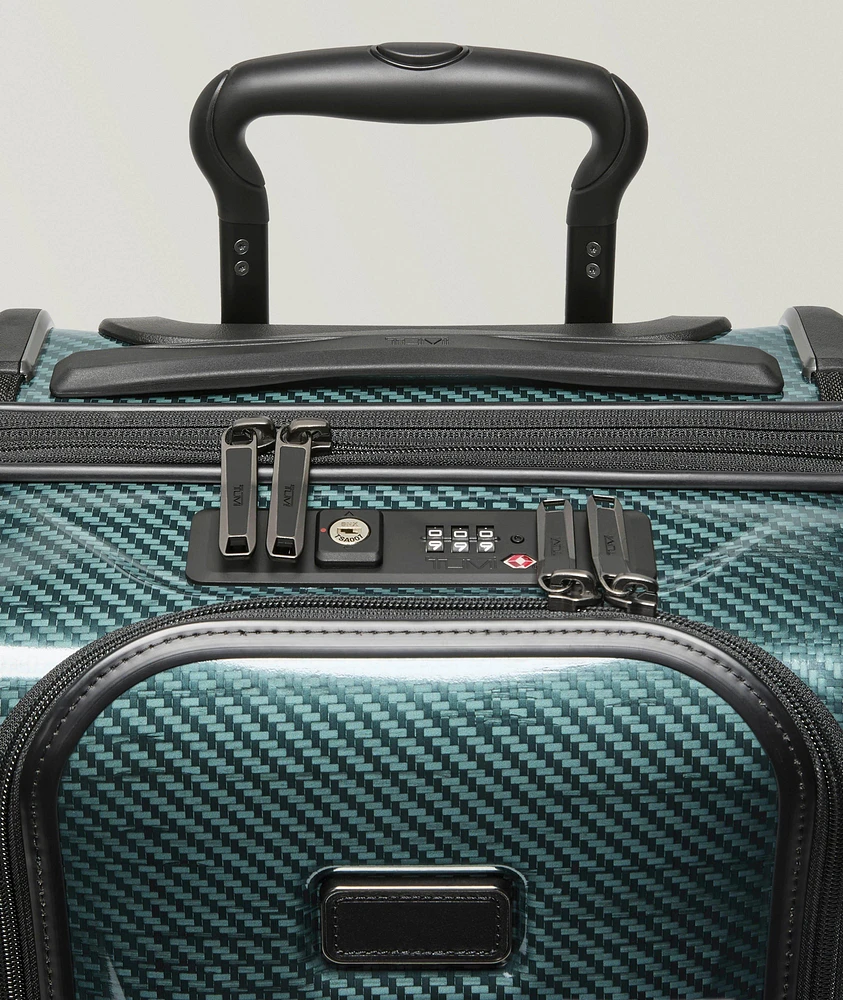 Tegra-Lite Extended Trip Expandable 4-Wheeled Packing Case