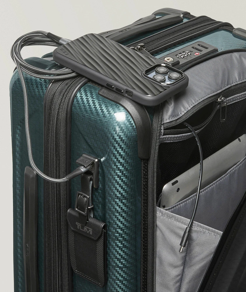 Tegra-Lite Extended Trip Expandable 4-Wheeled Packing Case