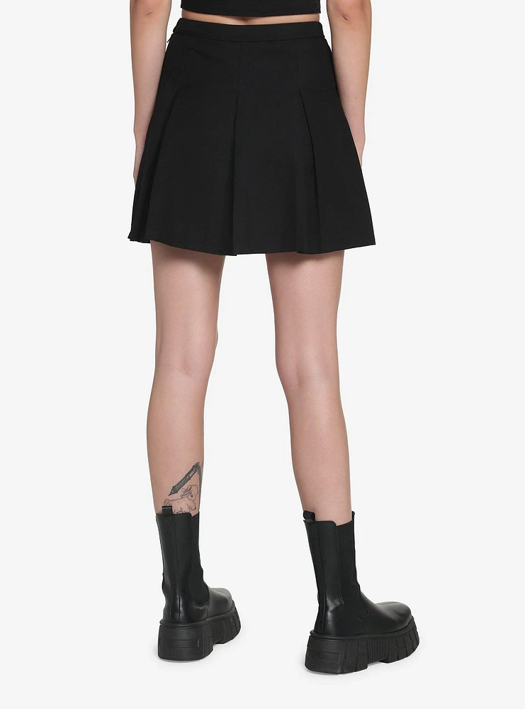 Black Double Buckle Pleated Skirt