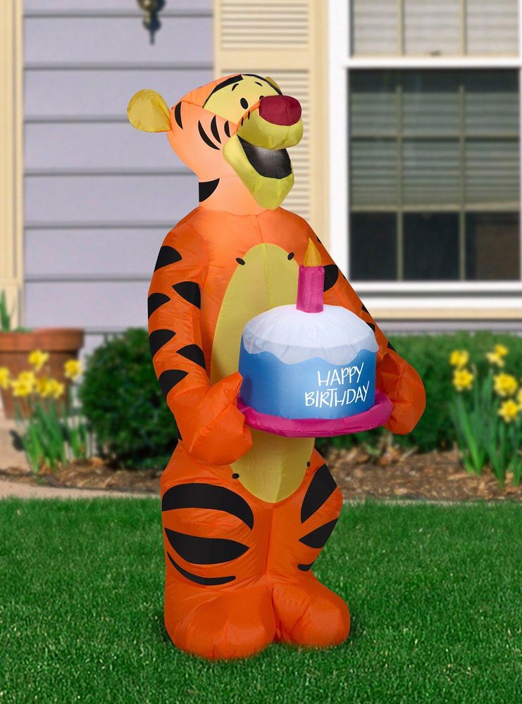 Disney Winnie The Pooh Tigger Birthday Cake Inflatable Décor