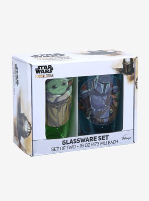 Star Wars The Mandalorian The Child & Mando Pint Glass Set