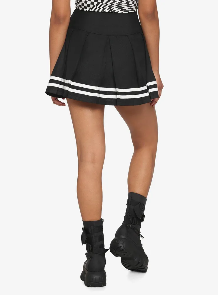 Black & White Lace-Up Pleated Skirt