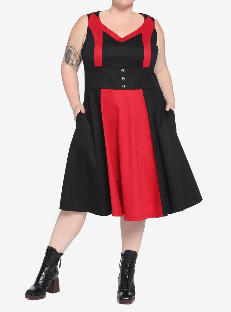Her Universe Marvel WandaVision Scarlet Witch Women's Plus Dress