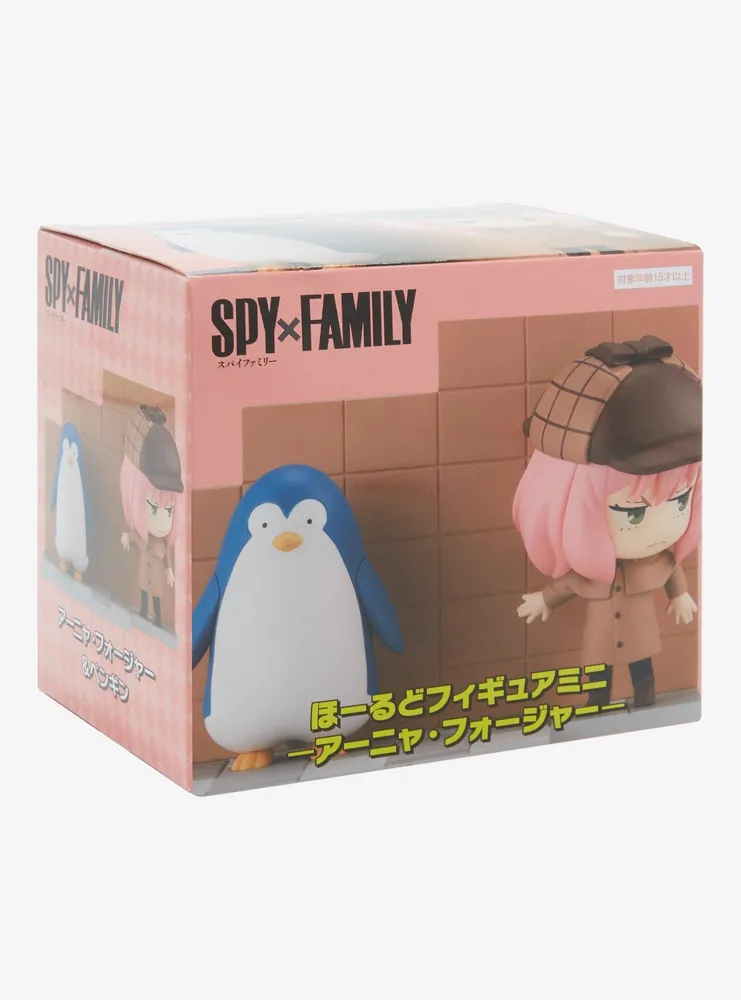 FuRyu Spy x Family Anya Foger & Penguin Hold Figure